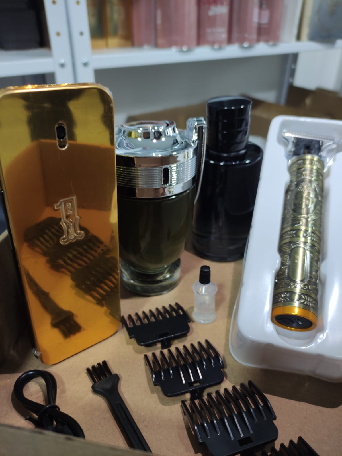 Miniatura 2 de KIT 19 ONEMILLION+INVICT+SAUVAGE+AFEITA